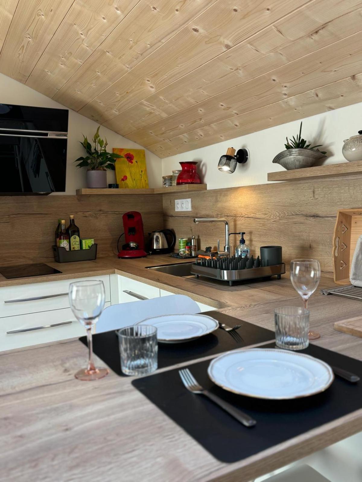 Sous Le Saule Apartment Nods ภายนอก รูปภาพ