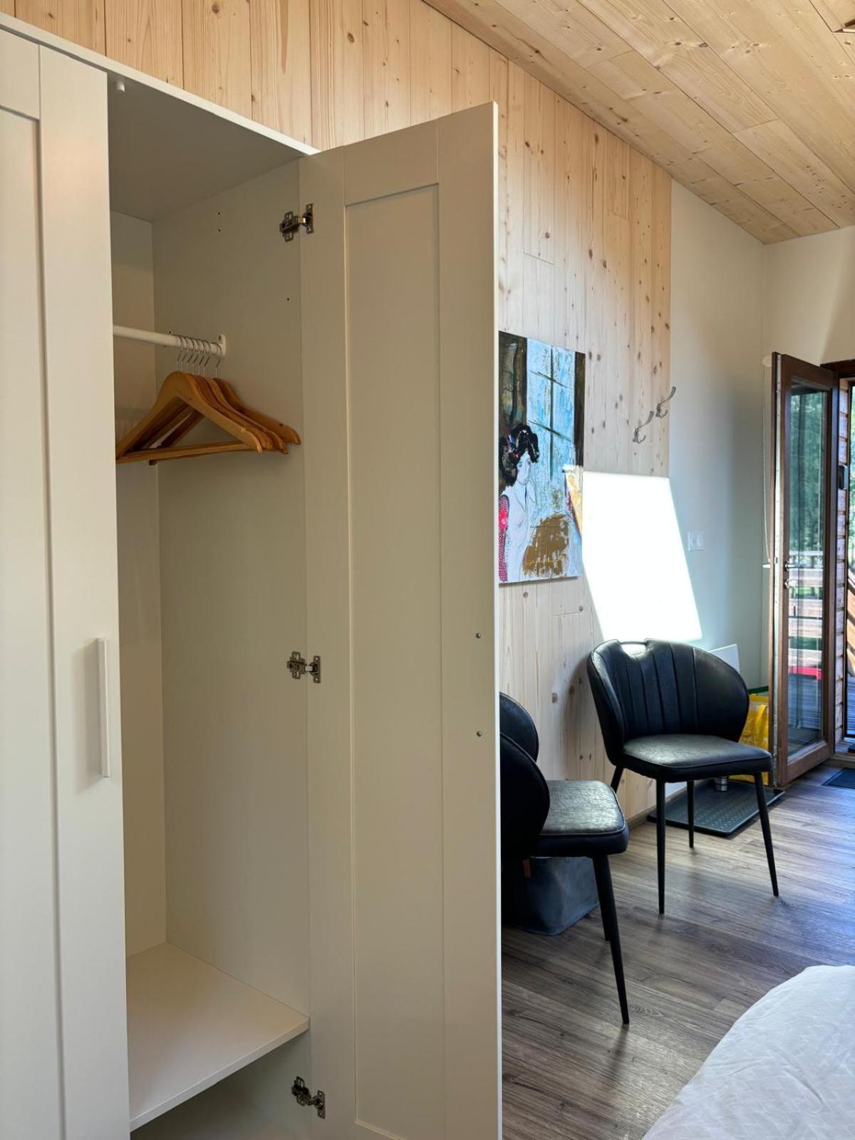Sous Le Saule Apartment Nods ภายนอก รูปภาพ
